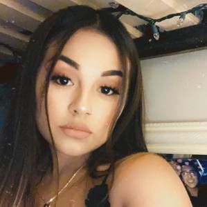 Meet your Posher, Melanie